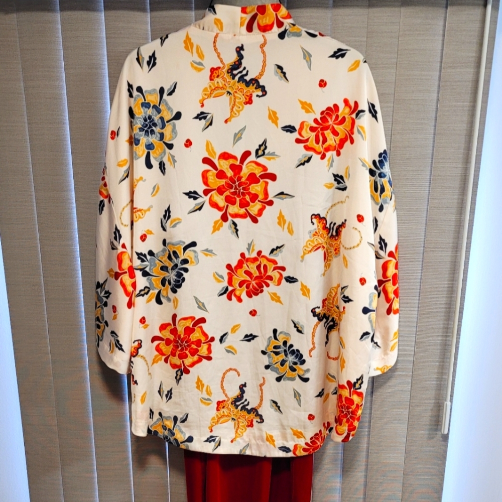 NWOT/ VIOLET + CLAIRE Kimono - Picture 5 of 6